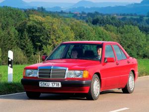 Mercedes-Benz 190 E 1988 года